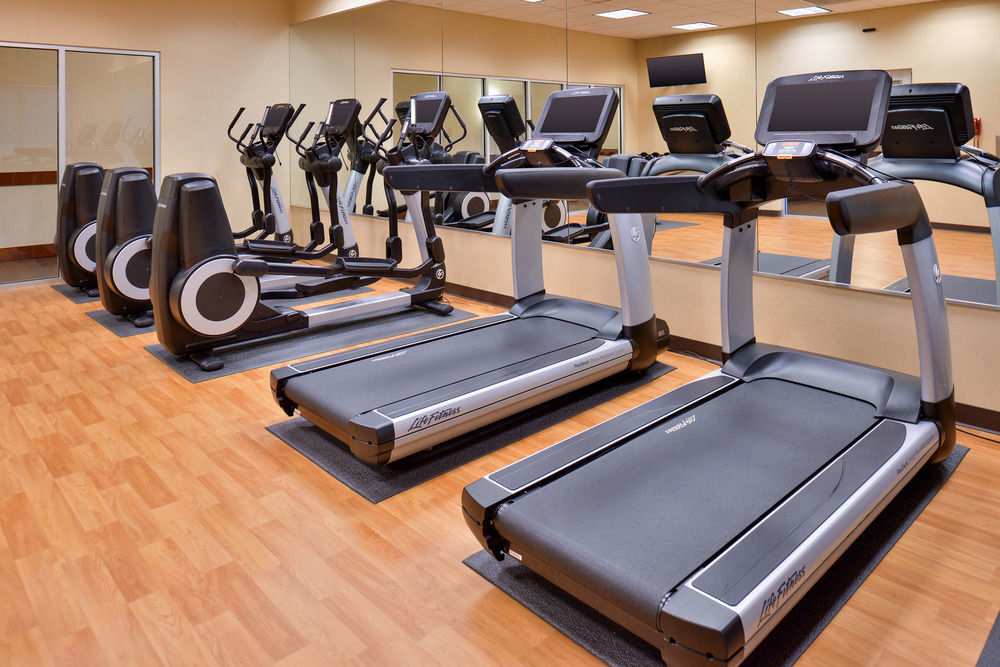 Hyatt Place Garden City Bagian luar foto