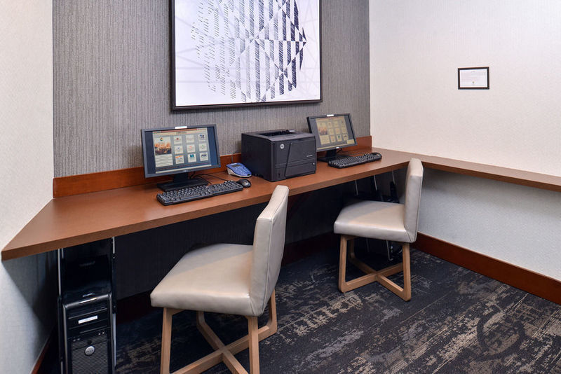 Hyatt Place Garden City Bagian luar foto